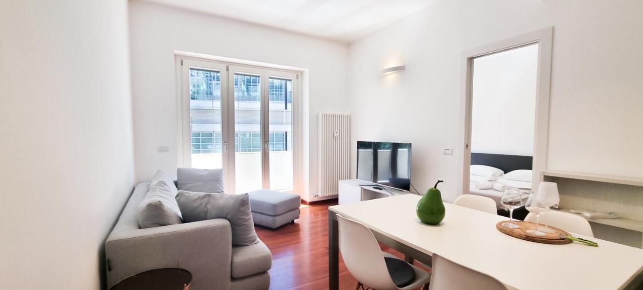 Apartament ALTIDO Superb Flat, 2 Balconies&Skyscrapers View Mediolan Zewnętrze zdjęcie